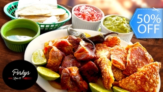 ¡Combo para 3 o Más!  Carnitas y Chicharrones, Bebidas y Más. ¡A Domicilio!