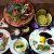 [Imagen:¡Paga Q139 en lugar de Q280 por Parrillada Chapina para 2 que Incluye: 6 oz de Puyazo + 6 Oz de Adobado + 2 Chorizos Ahumados + 2 Longanizas + Frijoles Volteados, Papa Asada, Elote, Guacamol, Cebollines, Chirmol y Tortillas + 2 Bebidas!]