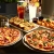 [Imagen:¡Paga $15 en Lugar de $30.30 por 2 Pizzas Personales a Elección entre Hawaiana, Diávola, Margarita, Vegetariana, o Funghi + 1 Orden de Pan de Ajo con Queso Gratinado + 1 Tabla de Patatas con Salsa Barbacoa, Arrabiata y Mostaza Miel + 2 Bebidas!]