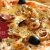 [Imagen:¡Paga $14.25 en lugar de $28.50 por una pizza grande de especialidad mediterránea, turca o delicias del mar + una jarra de michelada o jarra de té helado en Jeques!]