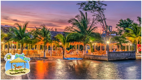 [Image: ¡Paga Q299 en lugar de Q640 por Estadía hasta para 4 Personas en Habitación Doble con Aire Acondicionado + 2 Desayunos a la Carta + Paseo para 2 Personas en Juego Acuático Flyer Boat + Impuestos!m]