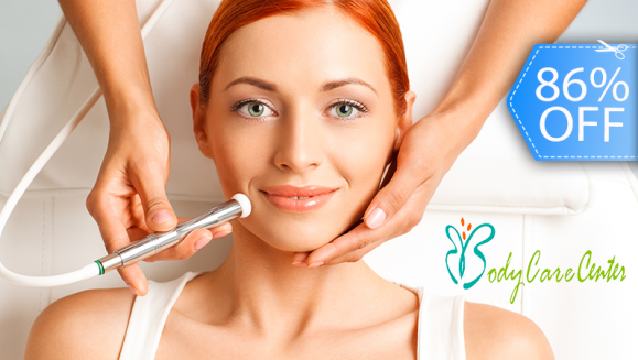[Image: ¡Paga Q99 en vez de Q700 por Facial de Limpieza Profunda con: Microdermoabrasión + Radiofrecuencia + Exfoliación + Velo de Colágeno con Ácido Hialurónico y Vitamina E + Extracción de Puntos Negros + Mascarilla Hidratante + Aplicación de Tónico y Más!m]