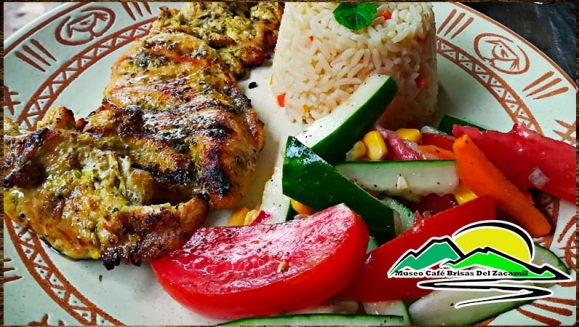 [Image: ¡Paga $17.25 en Lugar de $34.50 por 2 Platos de Pechuga a La Parrilla con Arroz y Ensalada o 2 Hamburguesas con Papas Fritas + 2 Bebidas a Elección + 2 Tours de 10 Minutos en Buggy o 45 Minutos de Caminata!m]