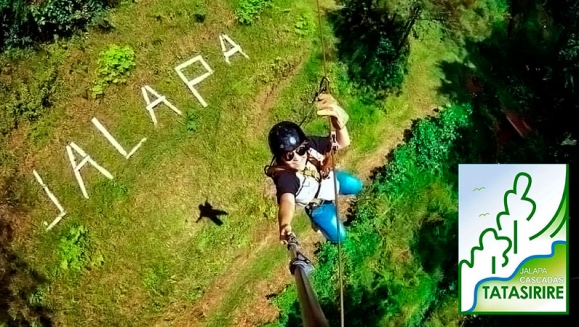 [Image: ¡Paga Q299 en lugar de Q600 por Day Pass de Aventura Extrema hasta para 6 personas con: Canopy + Columpios + Garruchas + Fogatas + Cascadas + Caminata + Uso de Salón, Canchas, Pista de Carrera + Souvenir por Visita!m]