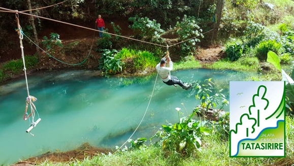 [Image: ¡Paga Q299 en lugar de Q600 por Day Pass de Aventura Extrema hasta para 6 personas con: Canopy + Columpios + Garruchas + Fogatas + Cascadas + Caminata + Uso de Salón, Canchas, Pista de Carrera + Souvenir por Visita!m]