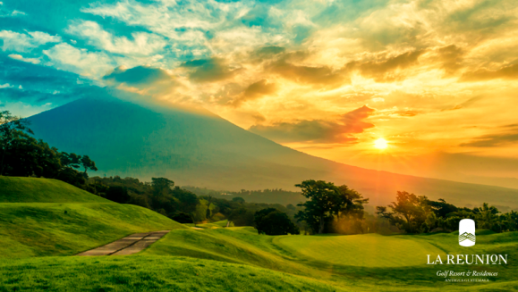 [Image: ¡Paga Q365 en lugar de Q890 por Day Pass de Aventura para 2 que Incluye: Recorrido Extremo en Canopy de 5 Tramos + Juego en el Campo de Minigolf o Rappel + Uso de Instalaciones de Parque Ecológico Ecoaventuras + 2 Almuerzos con Bebidas y Postres!m]