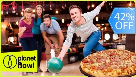 [Image: ¡Paga Q165 en Lugar de Q285 por 1 Hora de Boliche Hasta Para 5 Personas + Pizza Mediana de Queso o Jamón!m]
