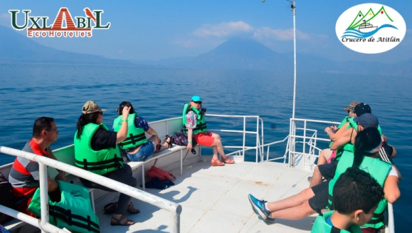[Image: ¡Paga Q99 en lugar de Q285 por Pase a Bordo para 1 Persona en “El Crucero de Atitlán” que Incluye: 2 Horas de Paseo en Barco en el Lago de Atitlán + Buffet de Antojitos Típicos + 1 Bebida Natural o Gaseosa + Visita Guiada a San Juan La Laguna!m]