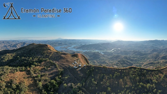 [Image: ¡Duerme Bajo Las Estrellas! ¡Paga $175 en Lugar de $350 por Glamping para 4-6 Personas: 1 Noche en Carpa de Lujo 5 m2 (25 m) + Desayunos Típicos + Guía turístico + Acceso a Los Miradores y a Toda La Propiedad!m]