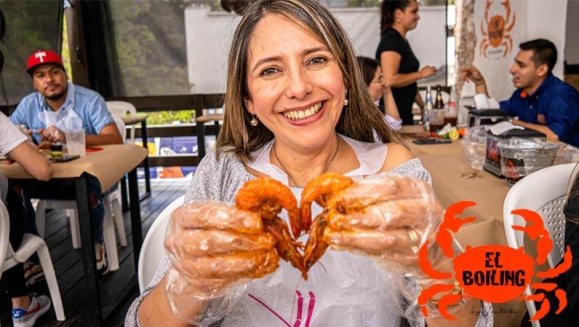 [Image: ¡Sabor Cajún! ¡Paga Q139 en Lugar de Q220 por 1 Libra de Camarones con Papa y Elote en Salsa Cajún + 1 Fritura a Elección entre Yuca, Papas o Patacones + 2 Bebidas Naturales, Gaseosas o Cervezas!m]