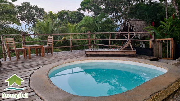 [Image: ¡Paradisíaco Glamping en el Caribe! ¡Paga Q325 en vez de Q650 por Estadía para 2 Personas en Carpa Tipo Safari con Aire Acondicionado, Piso de Madera y Camas + Uso de Instalaciones: Piscina, Playa Privada y Más en Punta de Palma!m]