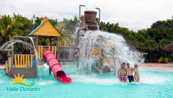 [Image: ¡Paga Q525 en lugar de Q1,050 por Estadía para 2 Adultos y hasta 2 Niños + Entradas al Parque Acuático + 2 Desayunos!m]