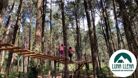 [Image: ¡Paga Q789 en Vez de Q1,575 por Glamping para hasta 4 con Snacks de Bienvenida + Daypass de Aventura: Senderos Ecológicos, Mirador, Rio, Puente Colgante, Fogata y Canchas + Actividad a Elección entre Cuatrimoto, Bicicletas, Picnic o Churrasquera!m]