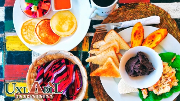 [Image: ¡Paga Q860 en Lugar de Q1,970 por Estadía de 3 Días y 2 Noches para 2 Adultos en el Lago de Atitlán: Habitación Doble + 4 Desayunos + Tour de Observación de Aves + Uso Ilimitado de Kayaks + Impuestos Incluidos!m]