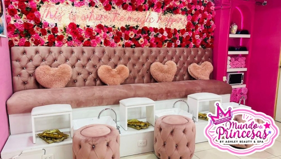 [Image: ¡Paga Q275 en Vez de Q700 y Celebra el Día de La Madre con Tu Princesa en Un Día de Mimos en Salón y Spa: Masaje Relajante con Piedras Volcánicas + Lavado y Planchado de Cabello + Copa de Vino + Mani y Pedi Spa + Peinado + Maquillaje Fantasía y Más!m]