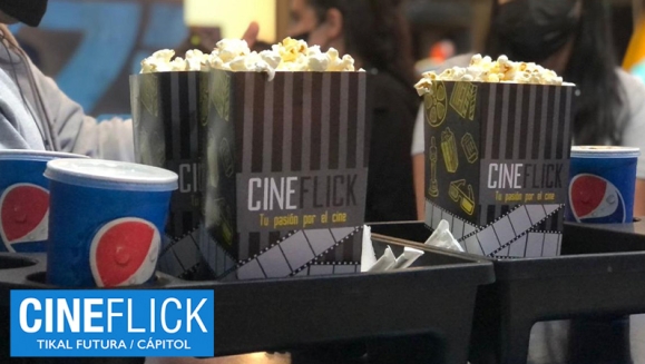 [Image: ¡Paga Q189 en Lugar de Q316 por 4 Entradas para Película a Elección + 2 Hot Dogs + 2 Poporopos + 4 Bebidas + 30 Minutos de Billar!m]