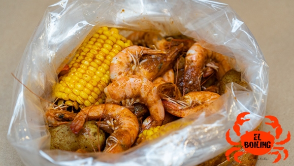 [Image: ¡Sabor Cajún! ¡Paga Q139 en Lugar de Q220 por 1 Libra de Camarones con Papa y Elote en Salsa Cajún + 1 Fritura a Elección entre Yuca, Papas o Patacones + 2 Bebidas Naturales, Gaseosas o Cervezas!m]