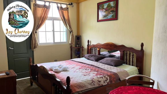 [Image: ¡Paga Q299 en Lugar de Q600 por Estadía para 2 Personas Por 3 Días y 2 Noches en Hotel Los Chorros con Balneario, Cascada Artificial, Piscinas y Áreas Recreativas!m]