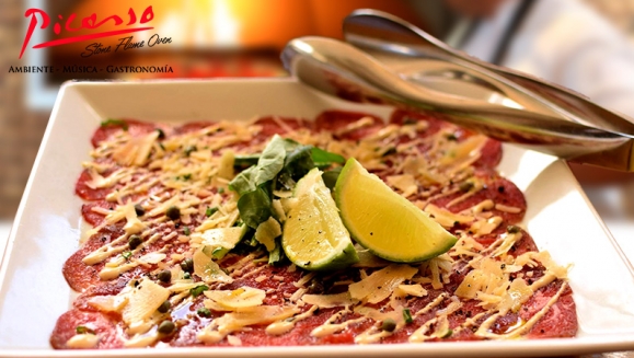 [Image: ¡Paga Q122 en lugar de Q244 por Menú para 2 que Incluye: 1 Pizza Grande Margherita, Pepperoni o Jamón Serrano + Carpaccio de Res o Ensalada Caesar de Pollo + 2 Bebidas Naturales!m]