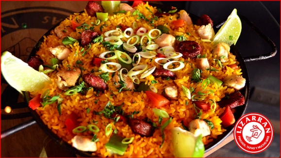 [Image: ¡Paga $18 en Lugar de $36 por Menú para Llevar que Incluye: 1 Paella de Carnes para 2 Personas + 1 Botella de Vino Sol de Chile, Merlot o Cabernet!m]