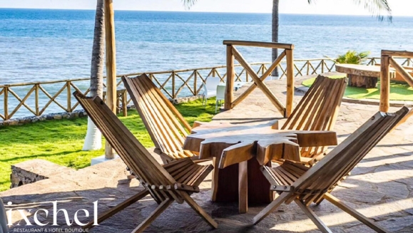 [Image: ¡Paga $135 en Lugar de $270 por 1 Noche para 6 Personas en Hotel Ixchel, Playa El Palmarcito, La Libertad + Desayunos!m]