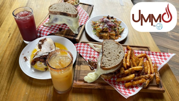 [Image: ¡Paga Q175 En Vez de Q334 por Menú BBQ para 2 con: 2 Sándwiches a Elección entre Pulled Pork, Brisket o Puyazo Coulotte + 2 Acompañamientos + Entrada de Nachos BBQ + 2 Bebidas + Postre!m]