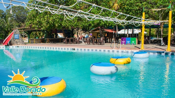 [Image: ¡Paga Q699 en Lugar de Q1,299 por Estadía de 2 Días y 1 Noche para 2 Adultos y Hasta 2 Niños + 2 Desayunos Chapines + Acceso a Instalaciones y Parque Acuático + Impuestos y Más!m]