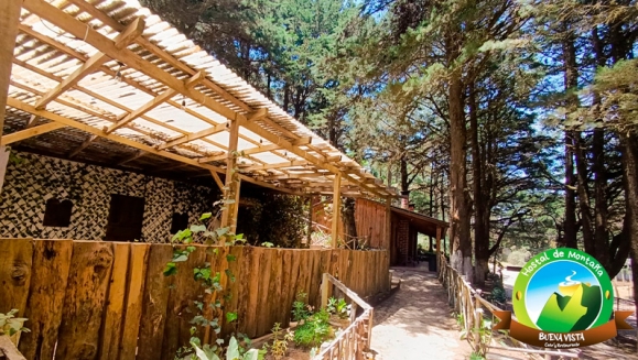 [Image: ¡Conéctate con la Naturaleza en La Palma, Chalatenango! ¡Paga $42.60 en Lugar de $71 por Estadía de 1 Noche para 4 Personas + 4 Desayunos Típicos + 2 Usos de Columpio!m]