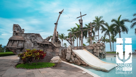 [Image: ¡Escapada Tropical en Amatique Bay Hotel! ¡Paga Q737 en Lugar de Q1,061 por Estadía en Habitación Studio Sencilla o Doble Para 2 Adultos y Hasta 2 Niños + Uso Ilimitado de Atractivas Instalaciones + Impuestos Incluidos!m]