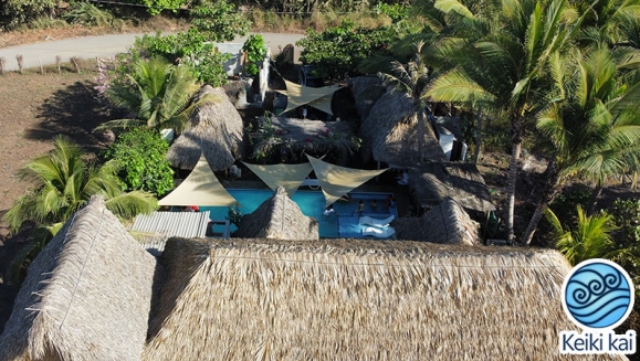[Image: ¡Escapada Perfecta a la Playa! ¡Paga Q375 en Vez de Q850 por 1 Noche para 2 Personas en Cabaña Tipo Hawaii con Baño Privado o Habitaciones Dobles con Baño Privado + 2 Desayunos + Uso de Instalaciones: Piscina, Hamacas y Más!m]