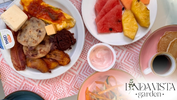 [Image: ¡All You Can Eat en Linda Vista Garden! ¡Paga $11 en Vez de $16.95 por Desayuno Buffet Para 1 Persona que Incluye: Huevos, Pancakes, Frijoles, Pupusas, Tamales, Tocinos, Chorizos, Plátanos, Salsas, Quesos, Yogurt, Fruta, Postres, Jugos y Más!m]