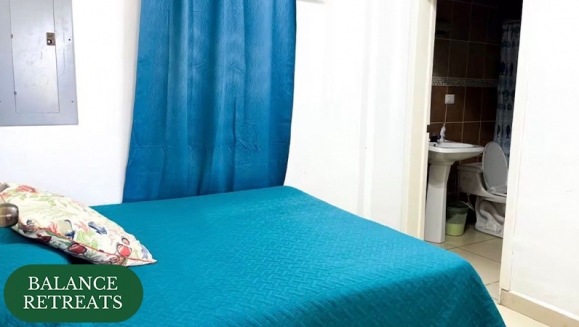 [Image: ¡Experiencia Deluxe de Yoga Frente al Mar (17 Enero)! ¡Paga $84 en Lugar de $164 y Disfruta 1 Noche de Alojamiento en Elegante Mansión en Bahía Dorada, La Libertad + Alimentación + Meditación Guiada y Bienestar! ¡18 Cupones Disponibles!m]