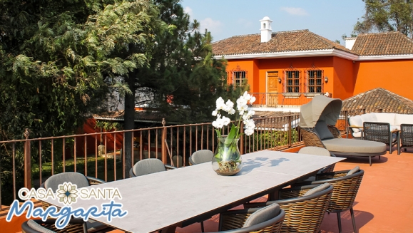 [Image: ¡Paga Q399 en Lugar de Q750 por Estadía para 2 Personas en Antigua Guatemala + 2 Desayunos Continentales + Impuestos Incluidos!m]