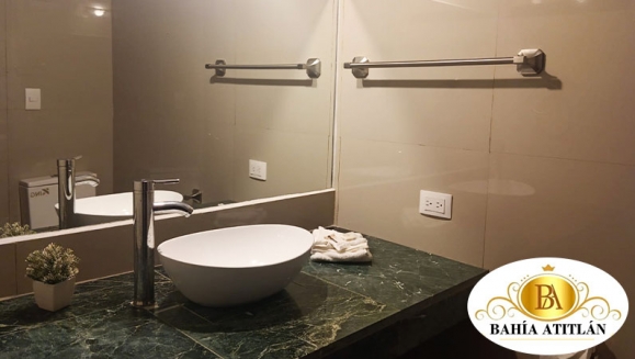 [Image: ¡Inolvidable Estadía en Atitlán! ¡Paga Q350 en Lugar de Q650 por Estadía para 2 Personas en Habitación Doble + Uso de Piscina, Vista al Lago y Volcanes, Acceso a Playa Privada y Área Verde + Impuestos Incluidos!m]