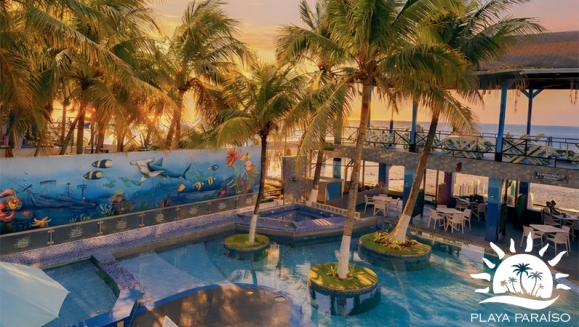 [Image: ¡Paga Q450 en Lugar de Q750 por Estadía de 1 Noche Para 2 Personas en Monterrico: Habitación Deluxe King con A/C + 1 Cama King + Ducha y Baño Privado + Televisión + Piscinas + Acceso a Playa Privada y Más!m]