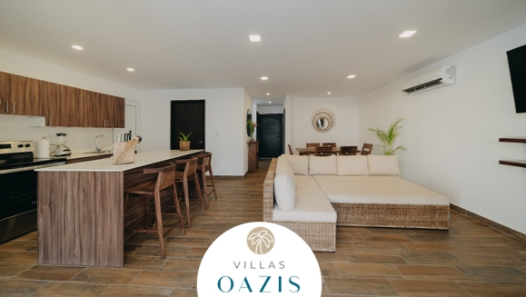 [Image: ¡Paga Q3,999 en Lugar de Q6,640 por Estadía de Fin de Semana (2 Noches) Hasta Para 10 Personas en Villa de Lujo Equipada en Monterrico: Habitaciones con A/C, Cocina Completa, Comedor, Sala, Jacuzzi Privado, Piscinas, Áreas Para el Descanso y Más!m]