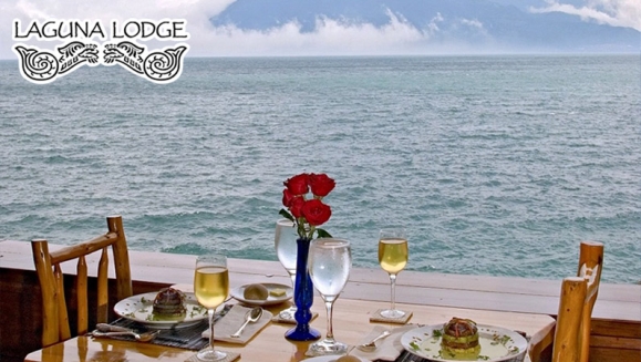 [Image: ¡Paga Q1,218 en Lugar de Q3,611 por Estadía para 2 Personas + Uso de Kayaks + Cóctel de Bienvenida + Entrada a Reserva Natural y Más en el Hotel 5 Estrellas Laguna Lodge Eco Resort en Atitlán!m]