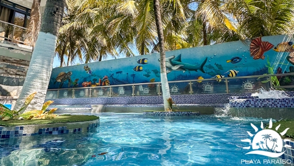 [Image: ¡Descanso Cerca del Mar! ¡Paga Q499 en Lugar de Q900 por Estadía de 1 Noche Para Hasta 2-4 Personas en Monterrico: Habitación con A/C + Ducha y Baño Privado + Televisión + Amenidades + Piscinas + Playa y Más!m]