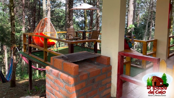 [Image: ¡Reúne al Grupo, la Montaña los Espera! ¡Paga $165 en Lugar de $275 por Estadía de 1 Noche Hasta Para 15 Personas en Cabaña Equipada en Miramundo, Chalatenango!m]