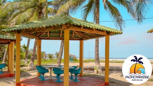 [Image: ¡Un Paraíso Tropical Te Espera! ¡Paga $72 en Lugar de $103 por Estadía Para 2 Adultos en Pacific Paradise, Costa del Sol + 2 Desayunos + Hospedaje Gratis Para 2 Niños de 0 a 7 Años!m]